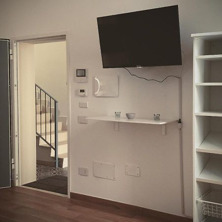 Satyria Apartments Taranto Luaran gambar