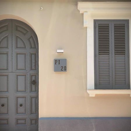 Satyria Apartments Taranto Luaran gambar