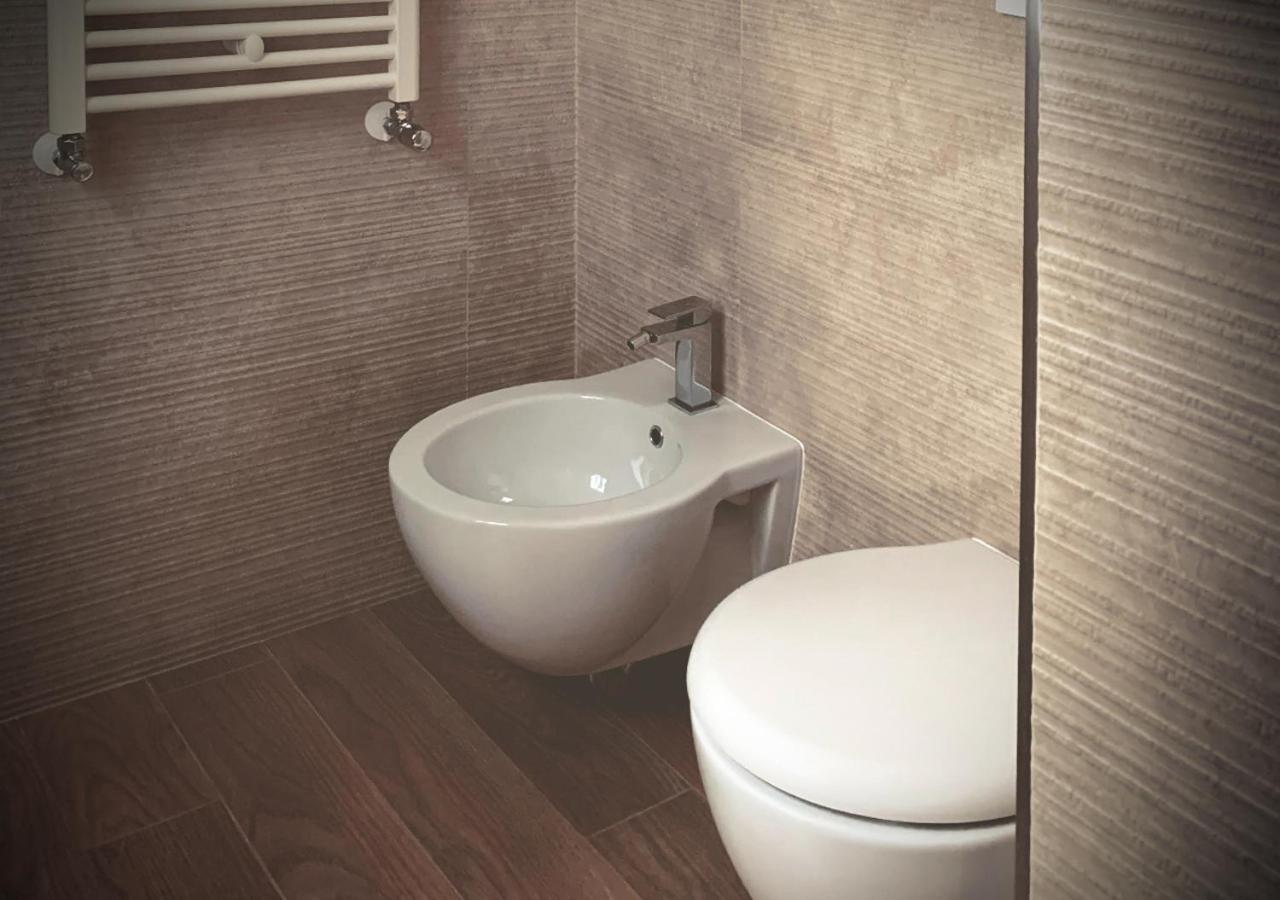 Satyria Apartments Taranto Luaran gambar