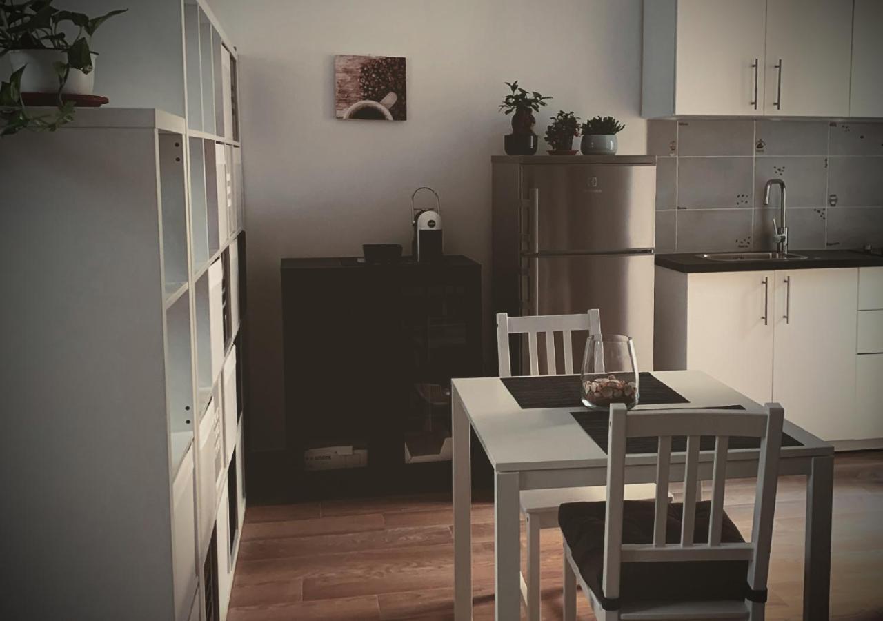 Satyria Apartments Taranto Luaran gambar
